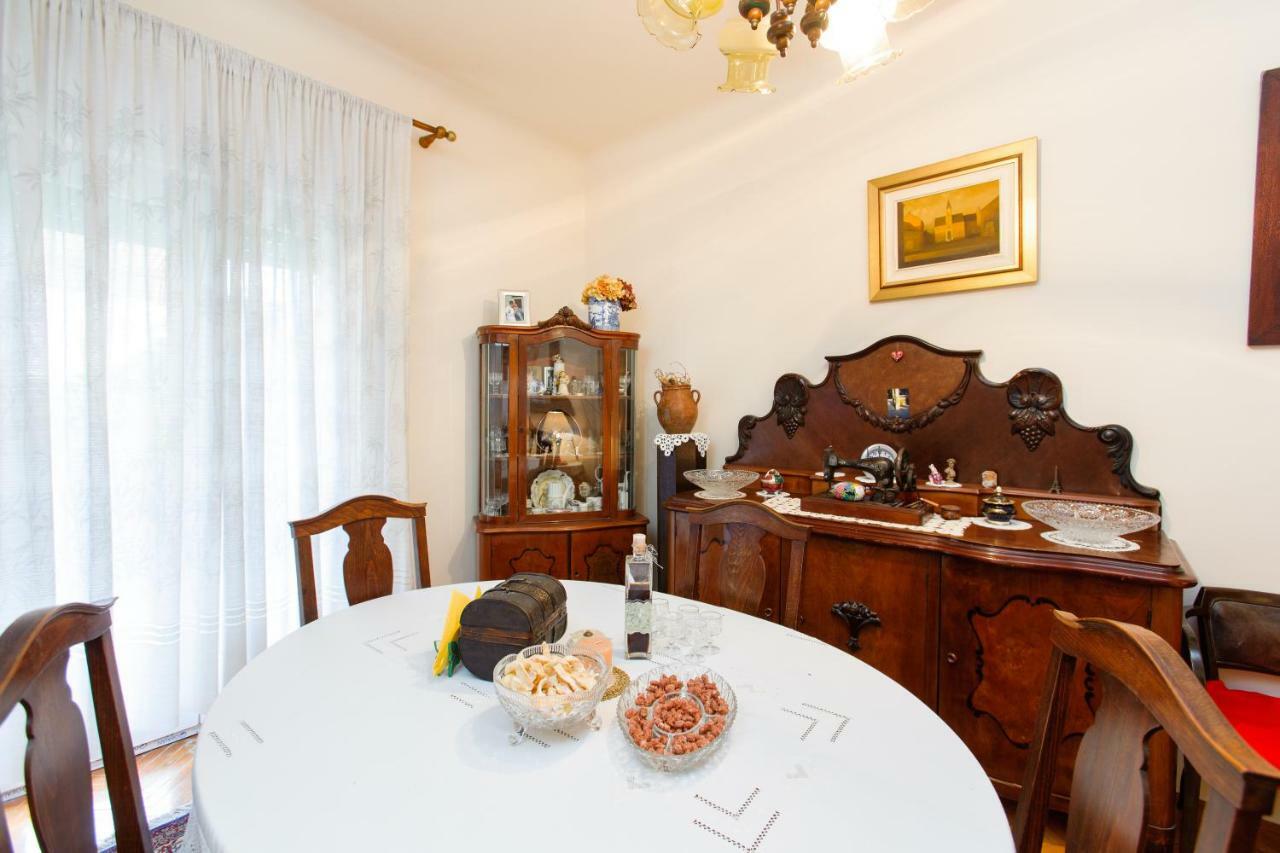 Apartment Dragana Kaštela Esterno foto