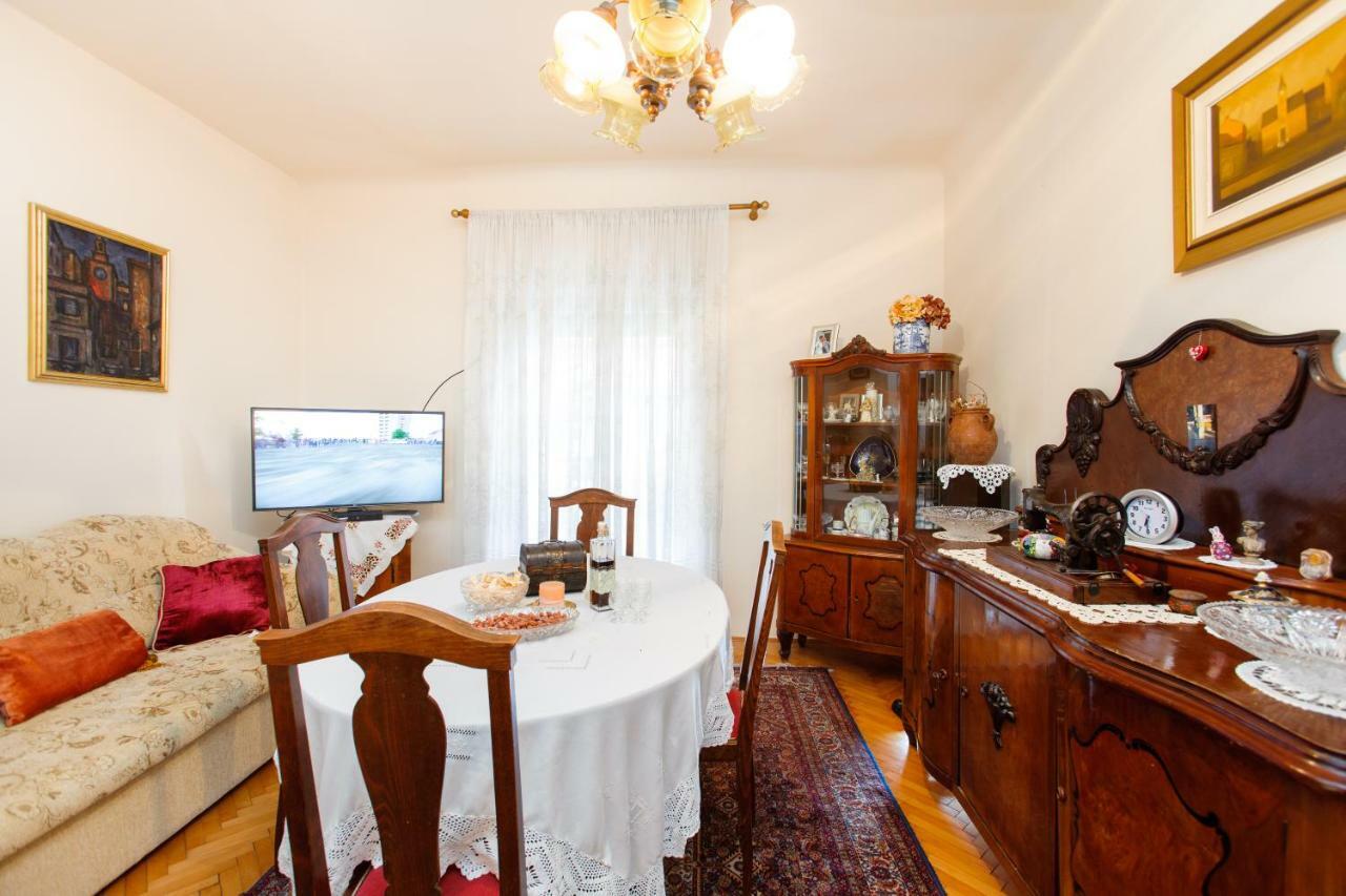 Apartment Dragana Kaštela Esterno foto
